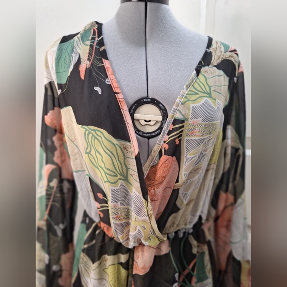 Black Floral Negligee  Size Med - Picture 2 of 7